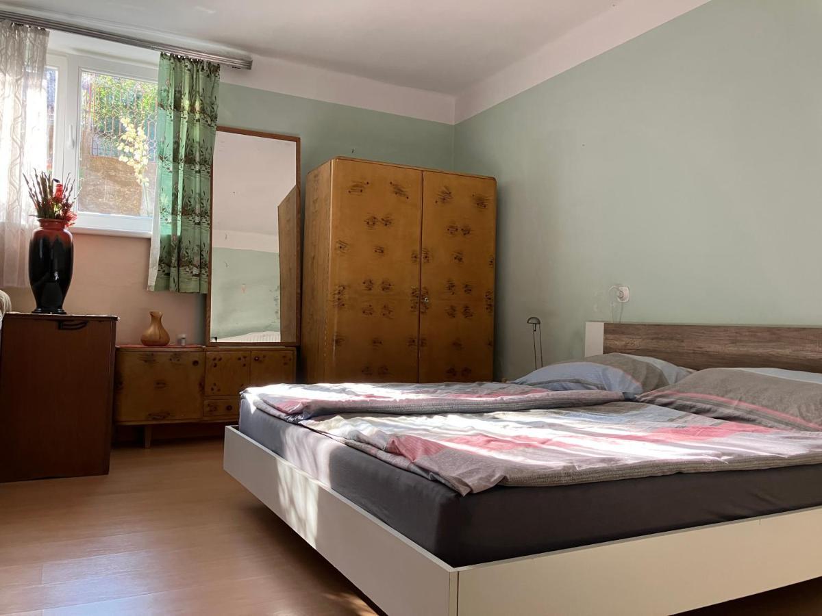Garden View Apartment 兹诺伊莫 外观 照片